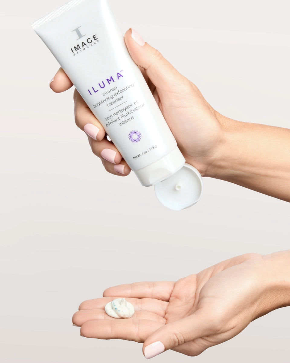 ILUMA™ INTENSE BRIGHTENING EXFOLIATING CLEANSER